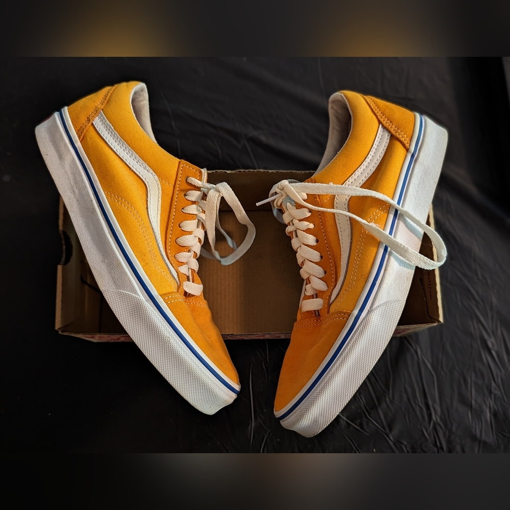 Vans Classic Low top NWOT